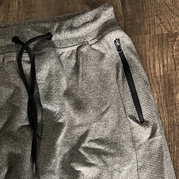 Man Bershka jogger pant - Picture 2 of 3